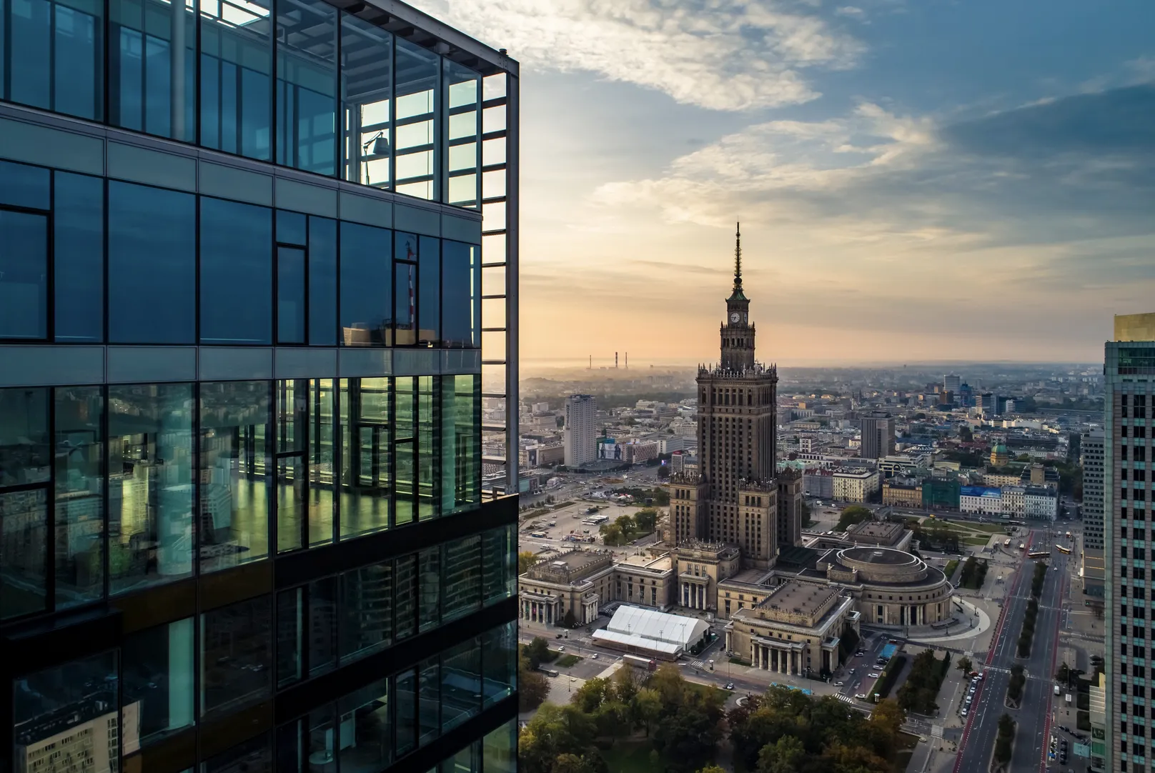 Cosmpolitan Gold Pearl Недвижима собственост