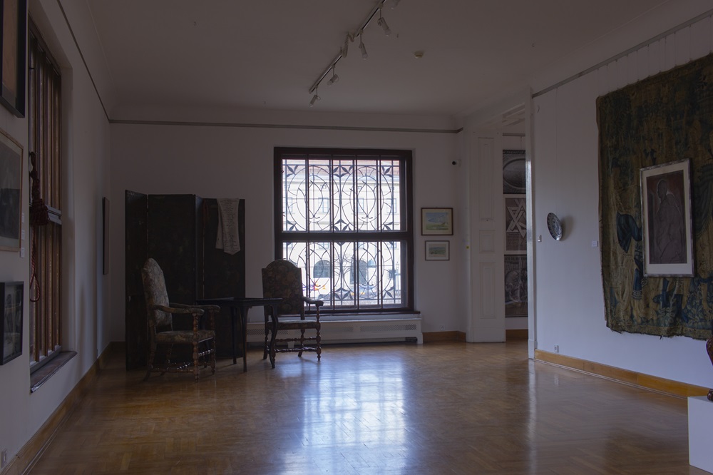 Разхвърлян дворец. Франчишек Старовейски отново в Краков - документация на изложбата