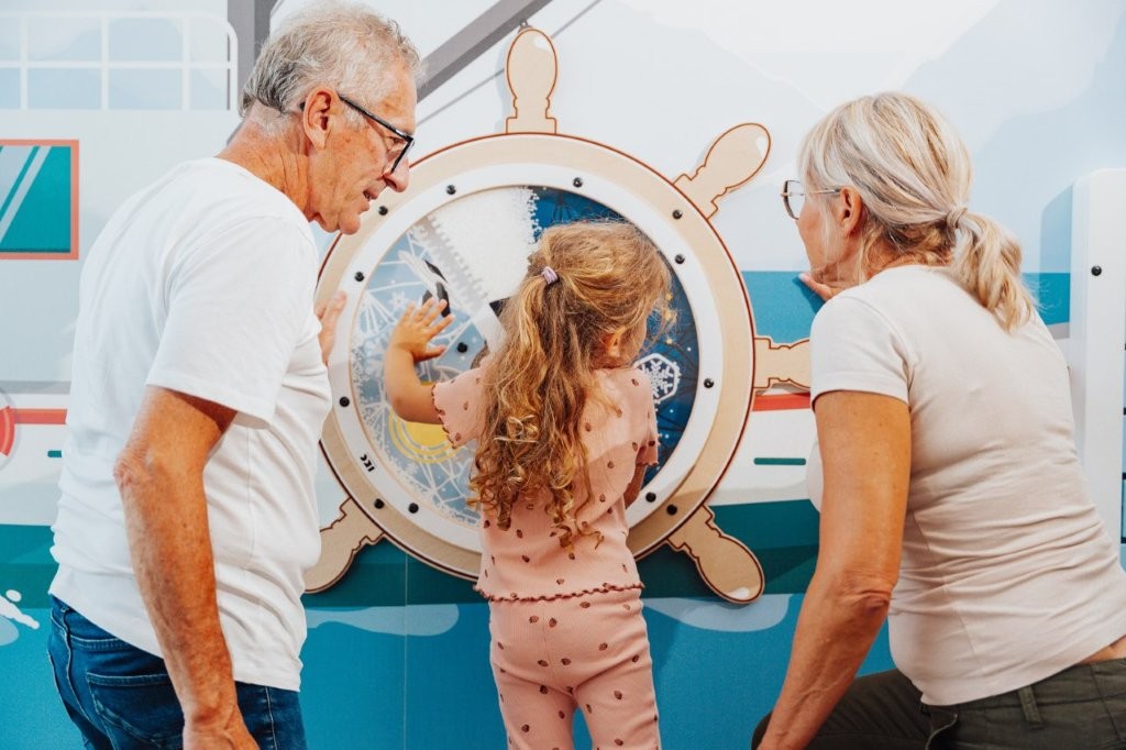 Почивки с баба и дядо Linea Mare