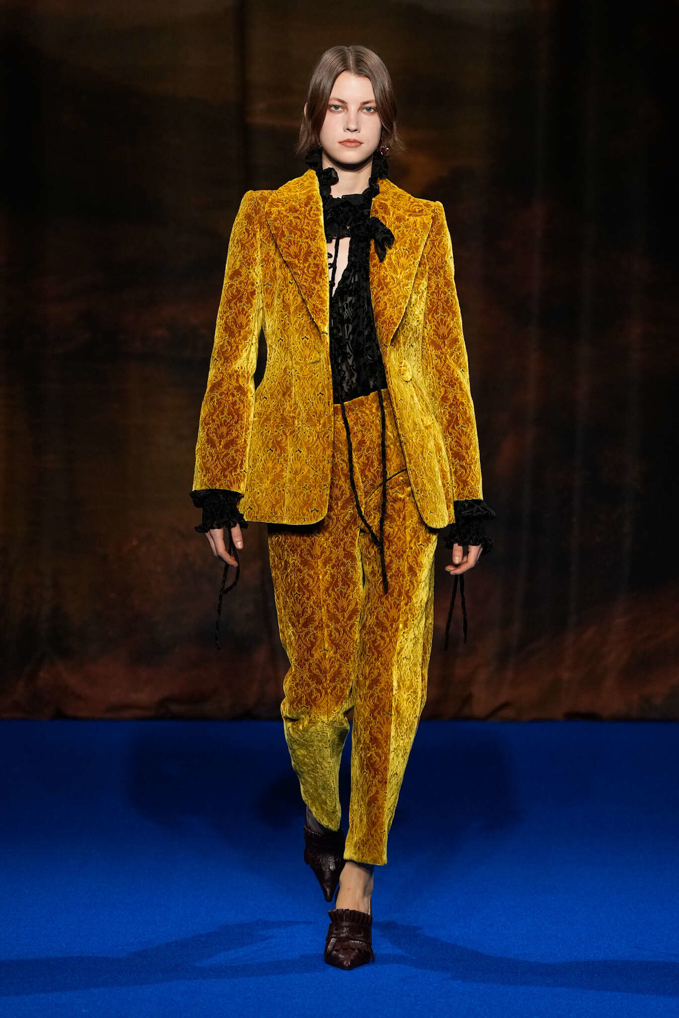 Ревю на Burberry на Седмицата на модата в Лондон