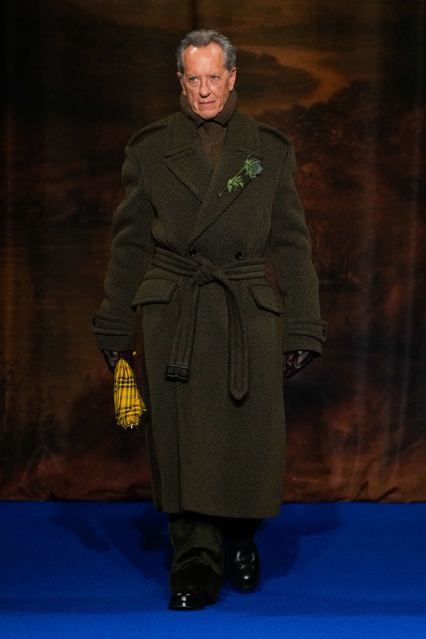 Ревю на Burberry на Седмицата на модата в Лондон6