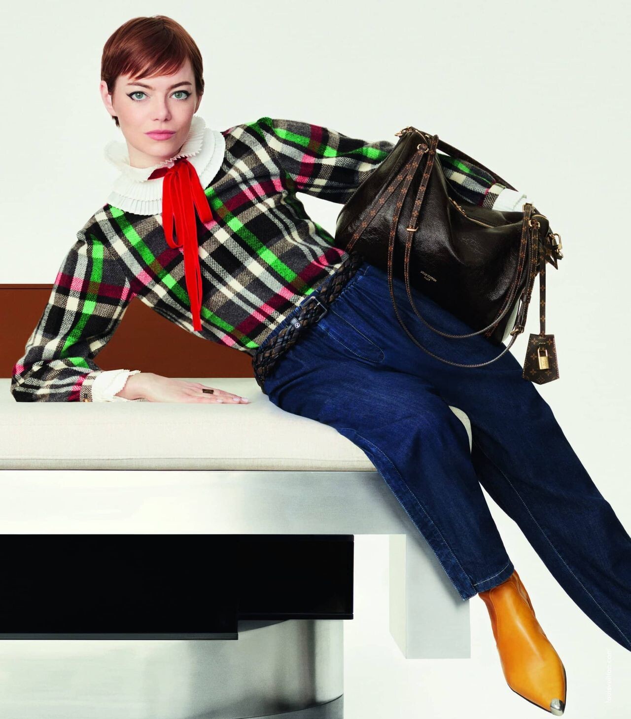 Ема Стоун в сесия за Louis Vuitton4