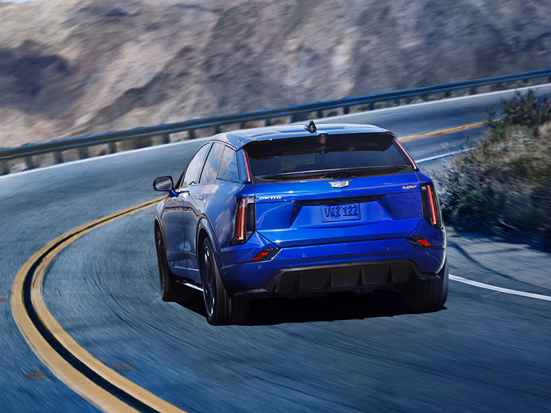 Cadillac Optiq V 2026 Електрически лукс с 519 км под капака