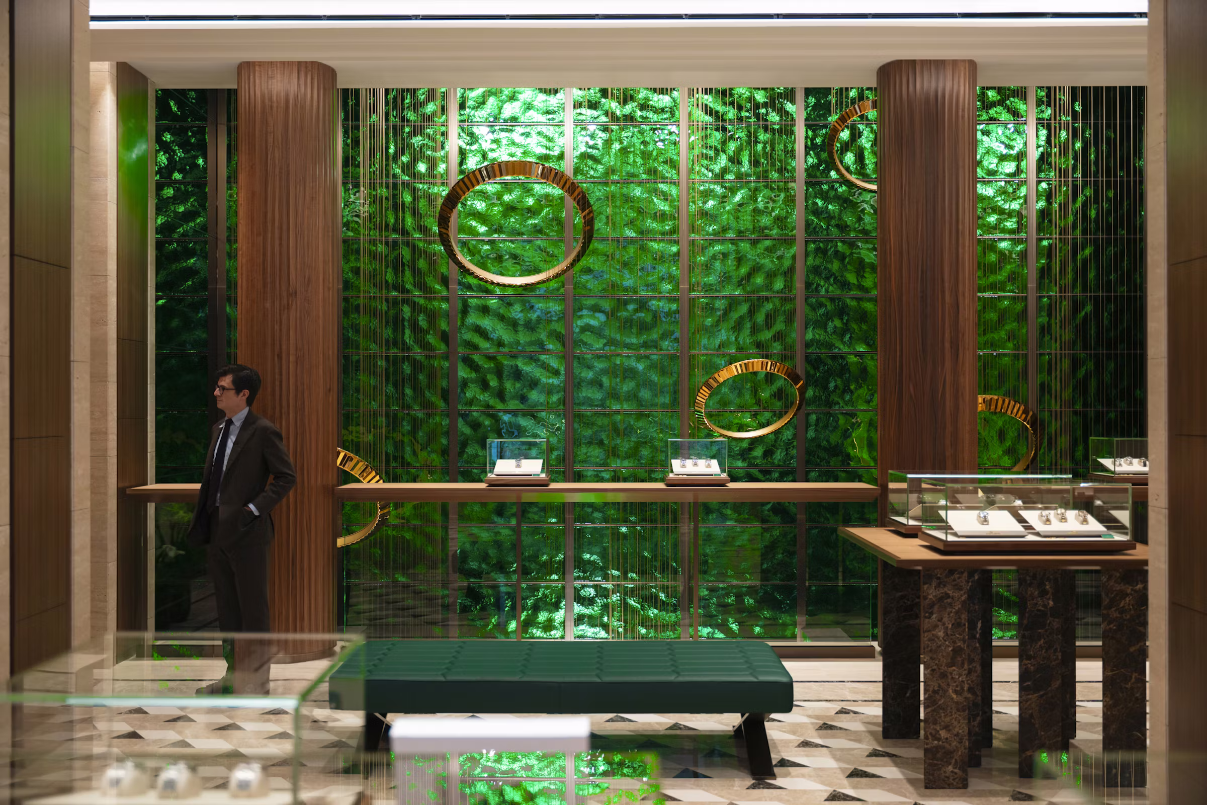 Откриване на новия бутик на Rolex