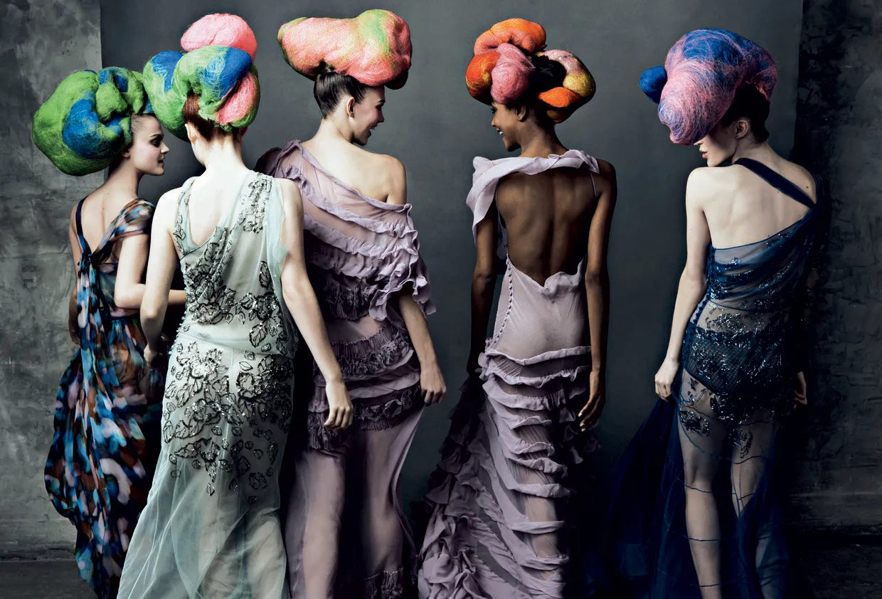 15 най-добри визии на John Galliano