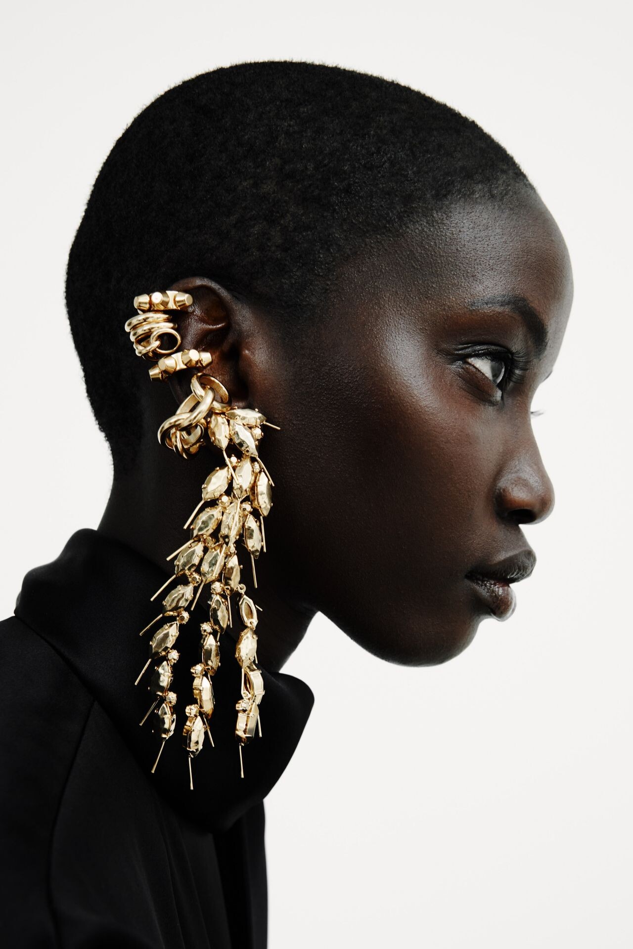 Balenciaga Resort 2027 Лукбук