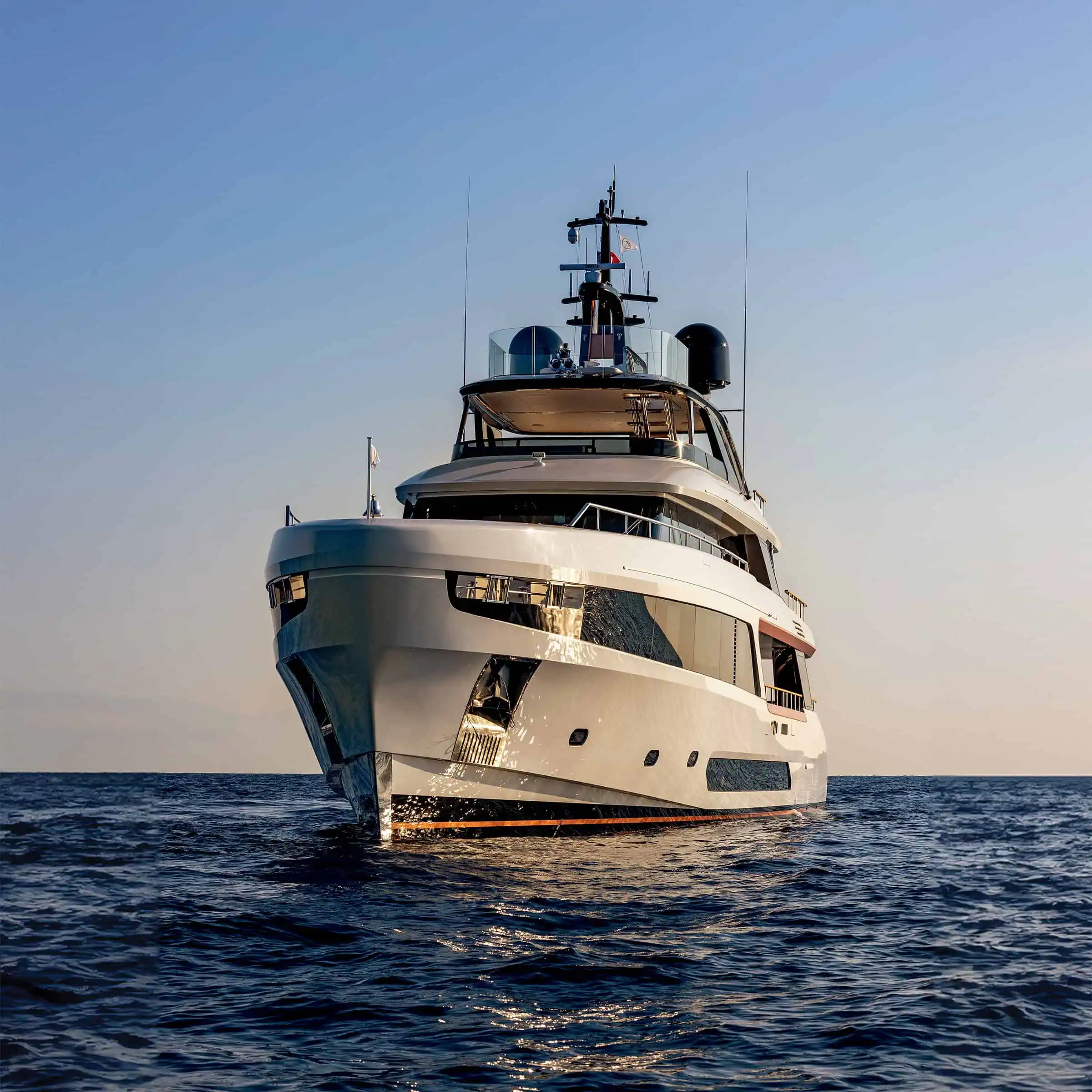 Какво представлява Benetti Motopanfilo 37 M